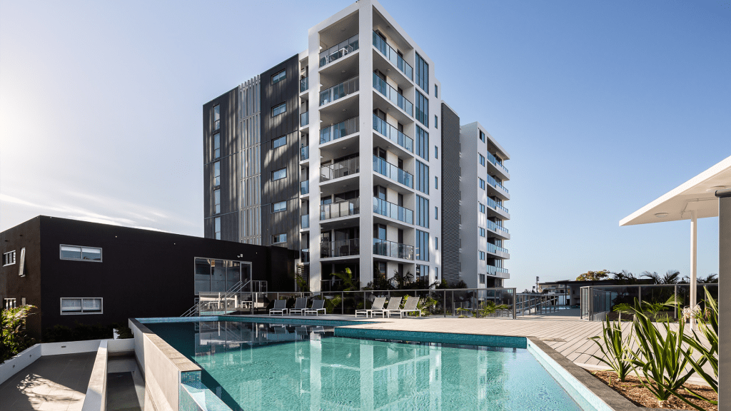 Bay Grand Pool_portfolio